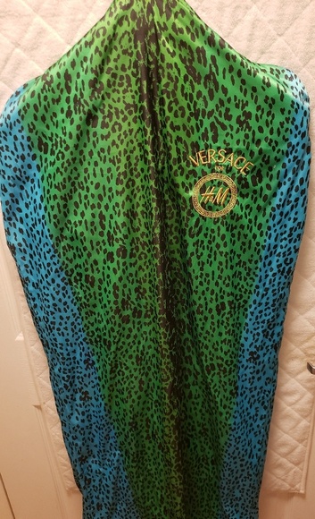 metal gold Versace dress - Picture 3 of 3